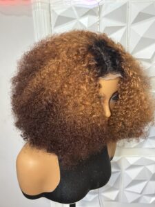 10 inch Tri-Tone Full Curly Heat Safe Human Hair Blend Wig (Dark Root Honey Blonde color 27)